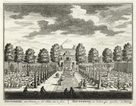 135747 Gezicht op de voorgevel van het huis Nieuwerhoek bij Loenen vanuit de tuin met broderieparterres.